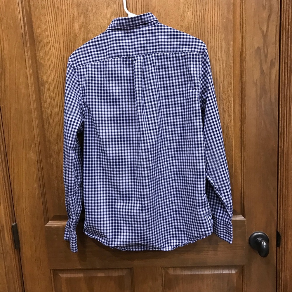 Men’s Old Navy Long Sleeved Button-Down Shirt - Picture 2 of 2